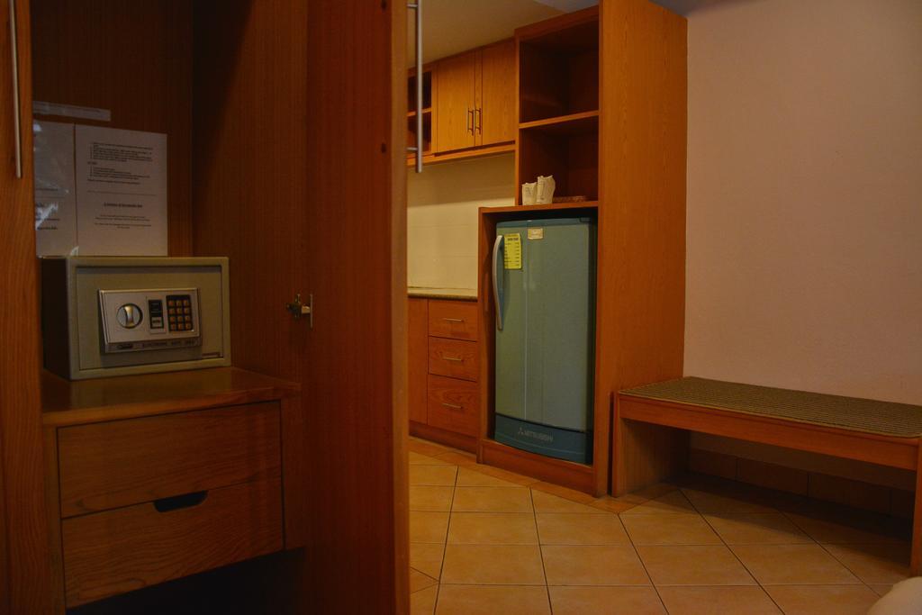 Seven Oaks Inn Jomtien Habitación foto