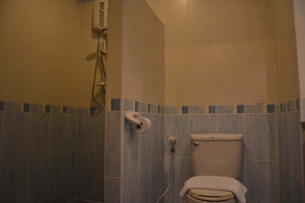 Seven Oaks Inn Jomtien Habitación foto